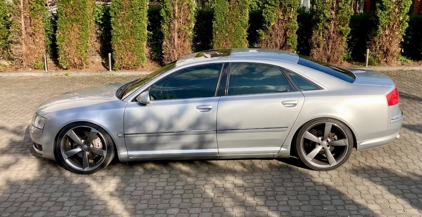 Audi A8 cena 45000 przebieg: 259000, rok produkcji 2003 z Staszów małe 529